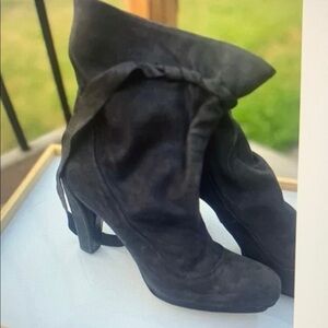 Elegant Black Women's Boots